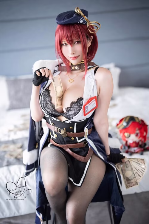 Hane Ame - Houshou Marine (Office Lady) (Hololive)